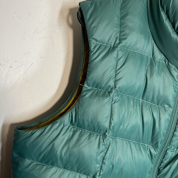 Rei Coop Womans sz XL Down Vest - Picture 3 of 11